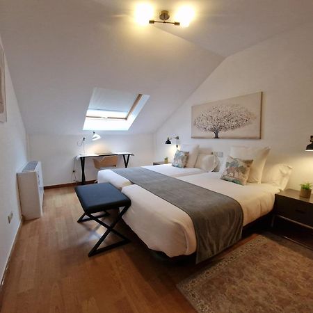 Apartamentos Ciudad Santiago سانتياغو دي كومبوستيلا المظهر الخارجي الصورة