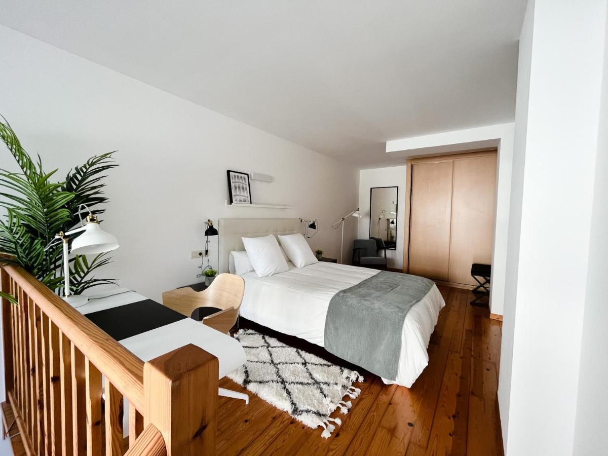 Apartamentos Ciudad Santiago سانتياغو دي كومبوستيلا المظهر الخارجي الصورة