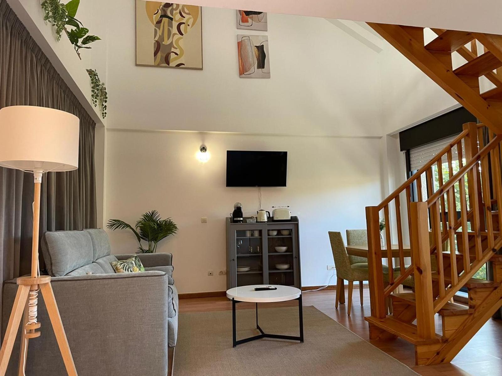 Apartamentos Ciudad Santiago سانتياغو دي كومبوستيلا الغرفة الصورة