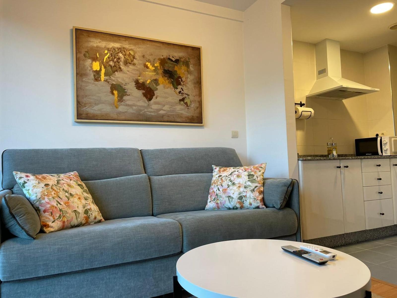 Apartamentos Ciudad Santiago سانتياغو دي كومبوستيلا الغرفة الصورة