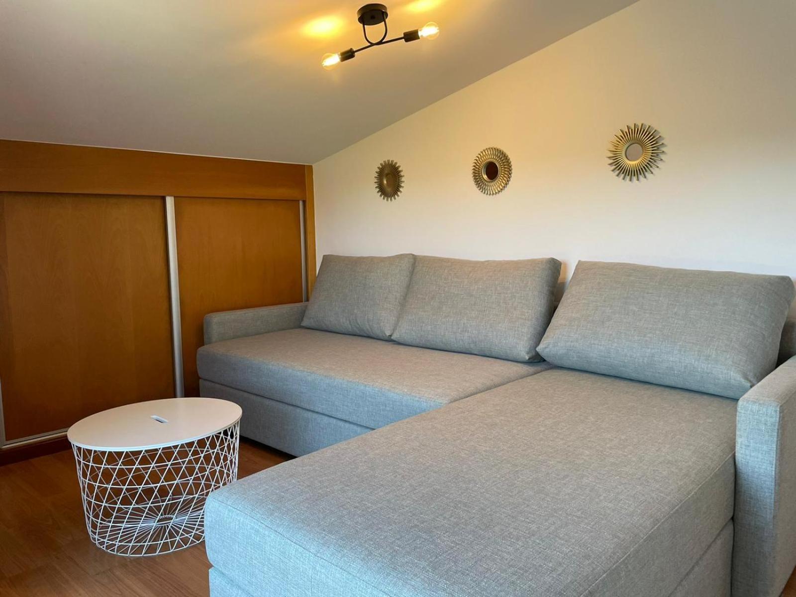 Apartamentos Ciudad Santiago سانتياغو دي كومبوستيلا الغرفة الصورة