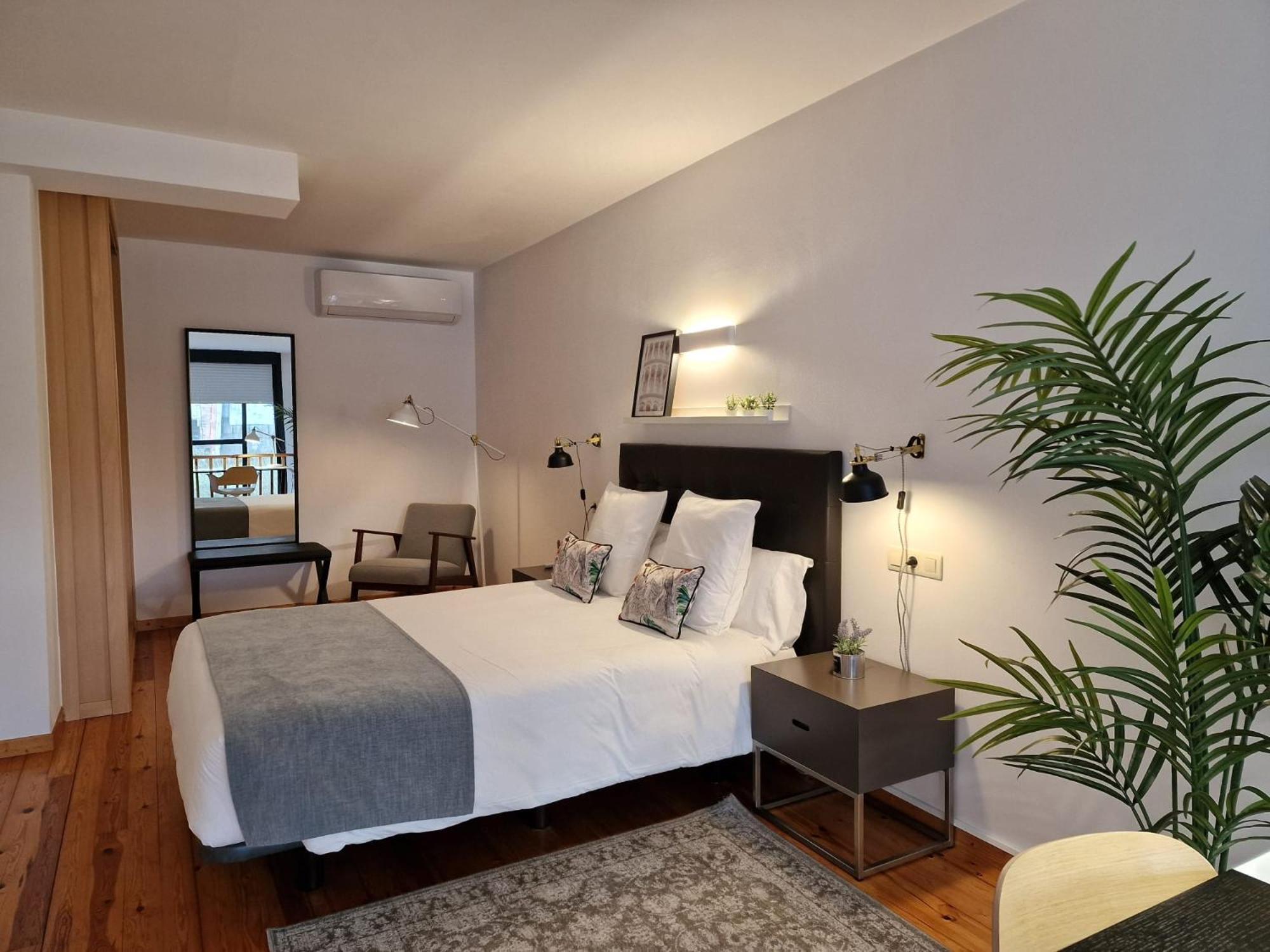 Apartamentos Ciudad Santiago سانتياغو دي كومبوستيلا المظهر الخارجي الصورة